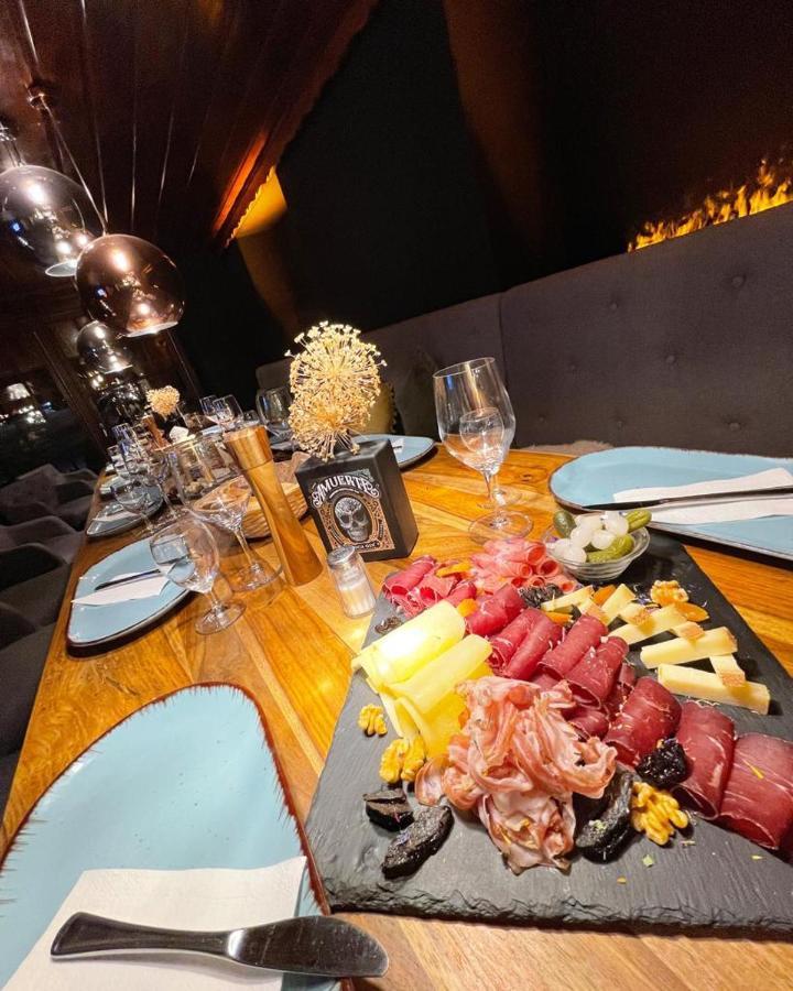 פיש Du Glacier Boutique & Traditions Hotel מראה חיצוני תמונה